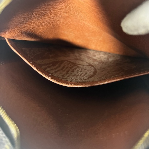 EUC Louis Vuitton Mongram Danube MM Crossbody - Picture 10 of 14